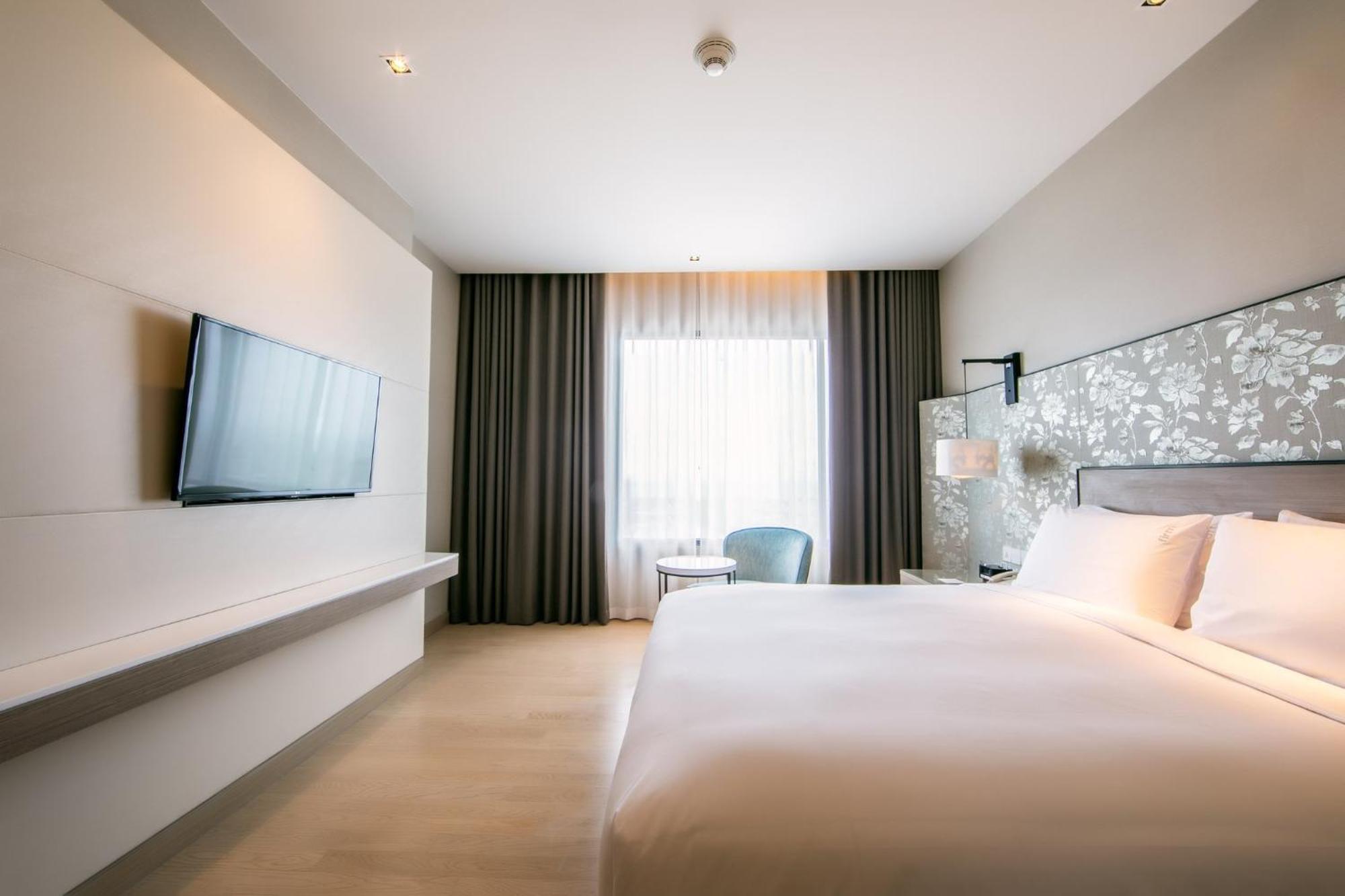 Holiday Inn & Suites Rayong City Centre By Ihg Exterior photo