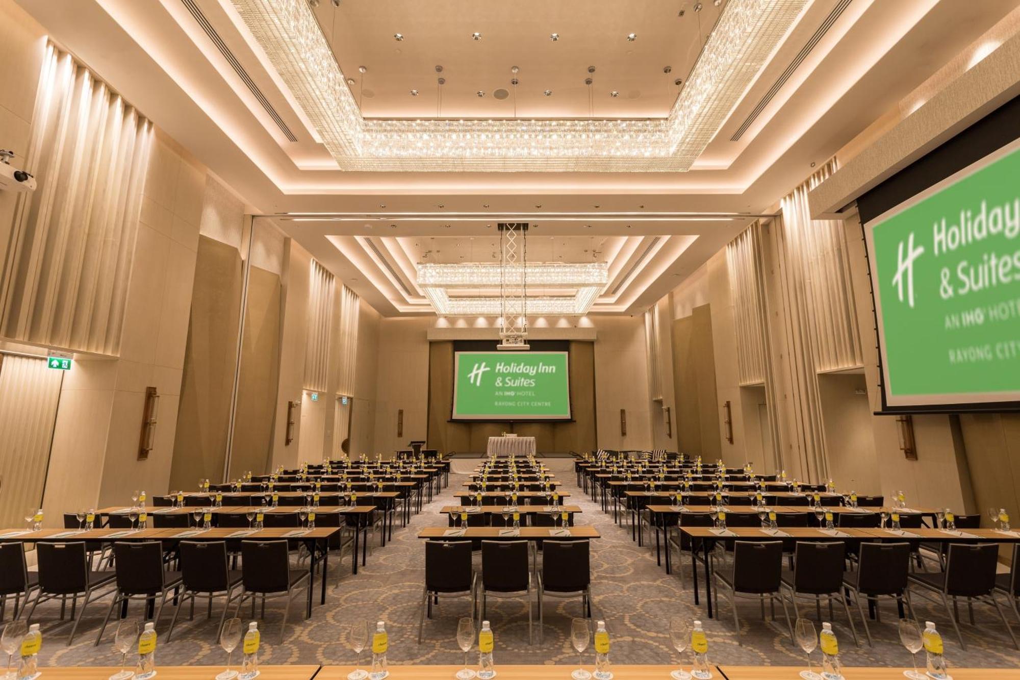 Holiday Inn & Suites Rayong City Centre By Ihg Exterior photo