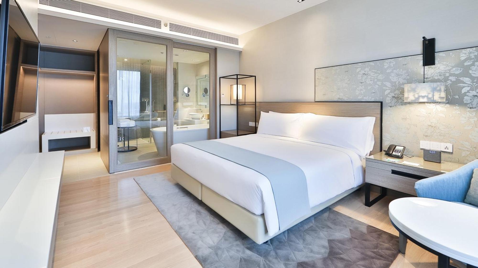 Holiday Inn & Suites Rayong City Centre By Ihg Exterior photo
